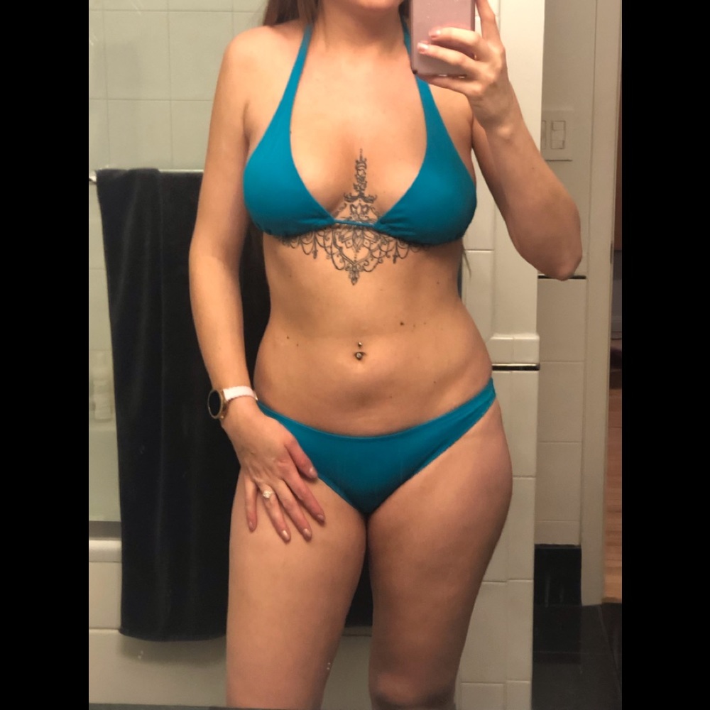 Victoria’s Secret Teal Blue Bikini - Picture 4 of 5